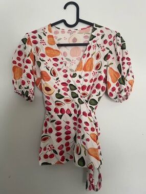 Haut motif fruits lez a lez